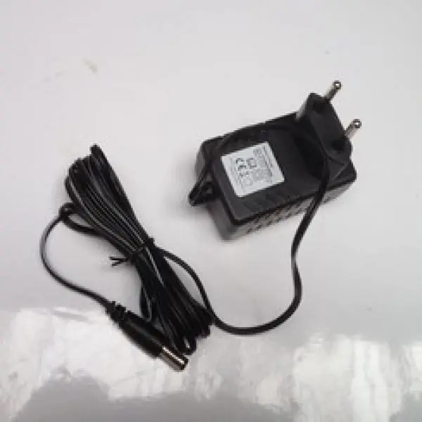 Authentique Chargeur de batterie jack 69mm 100V-240V 21.5A